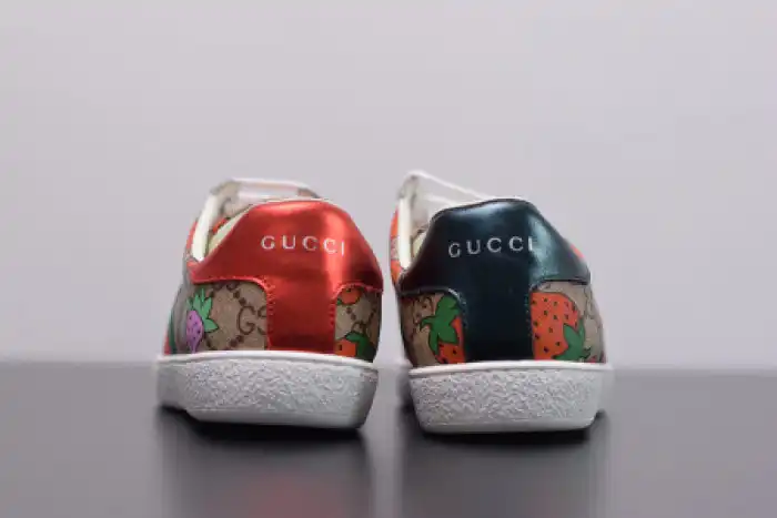 Official Maikesneakers GUCC ACE EMBROIDERED LOW-TOP SNEAKER 431920 DOPEO 9064 0122