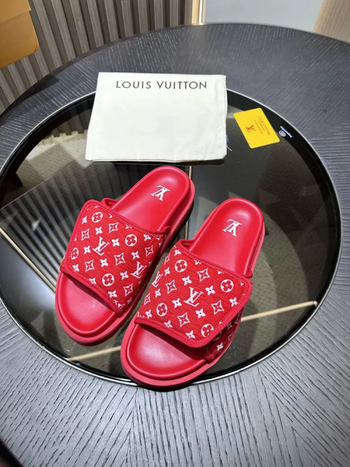 LV Miami Mule 24052711 0119