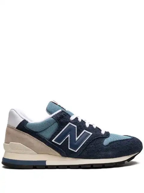 New Balance 996 