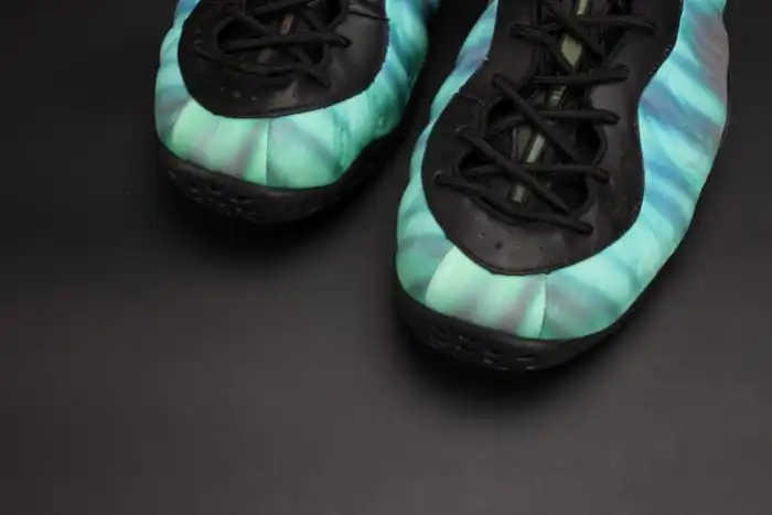 Official Maikesneakers Nike Air Foamposite One Northern Lights Black Green mens 840559-001 0131