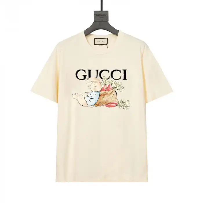 GUCC T-SHIRT 24042209 0202